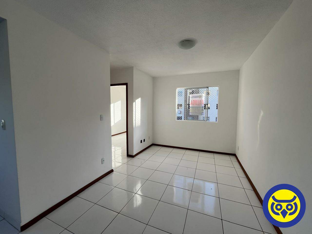 Apartamento para aluguel no Fundos: 