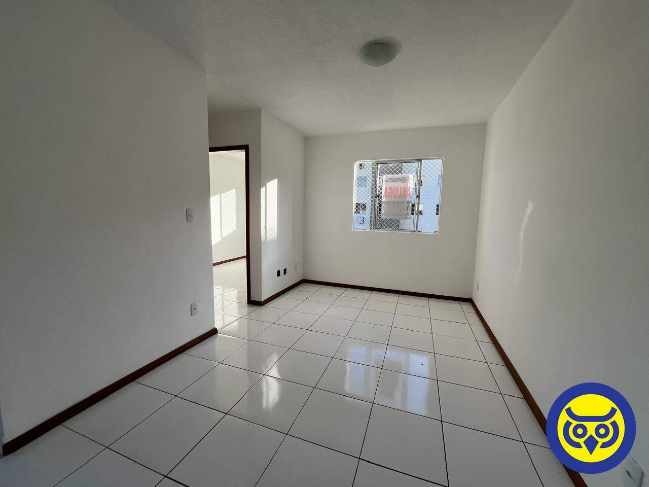 Apartamento para aluguel no Fundos: 