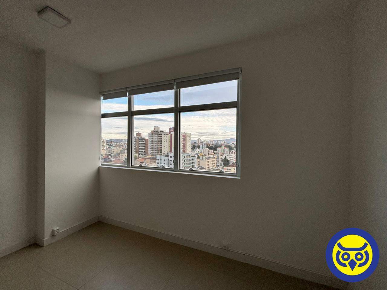 Salas/Conjuntos para aluguel no Canto: 