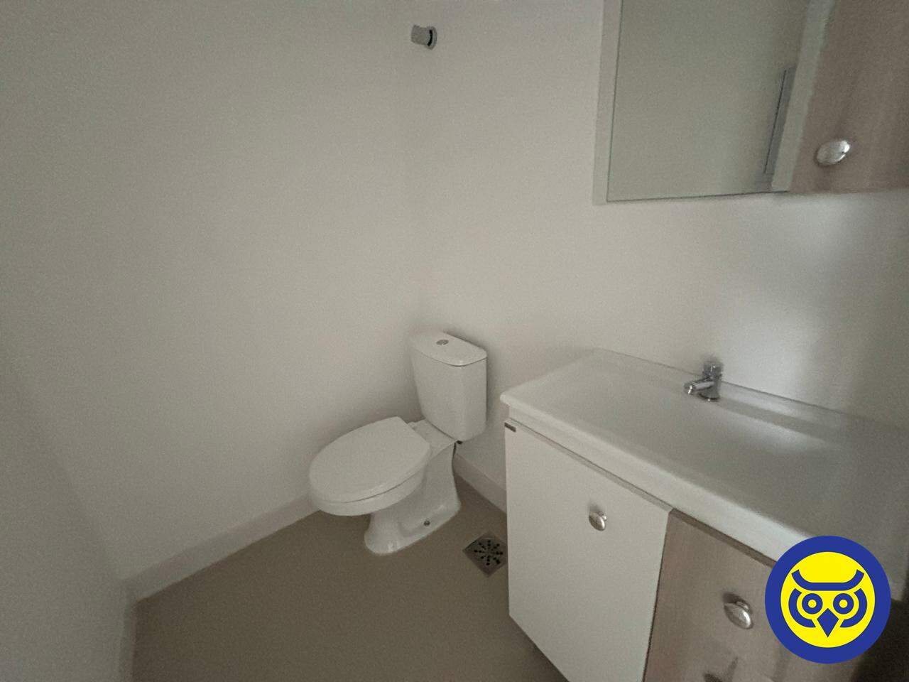 Salas/Conjuntos para aluguel no Canto: 