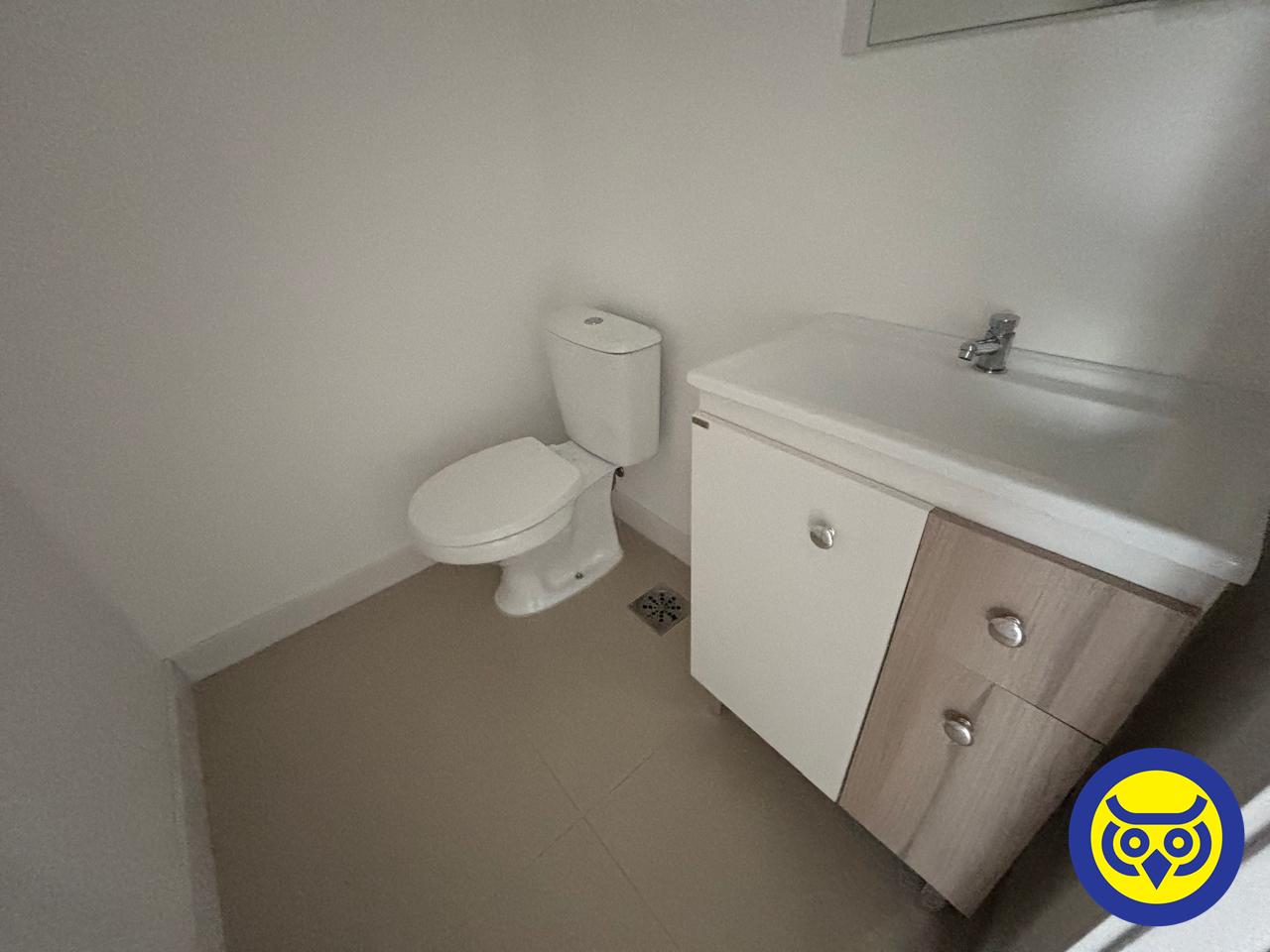 Salas/Conjuntos para aluguel no Canto: 