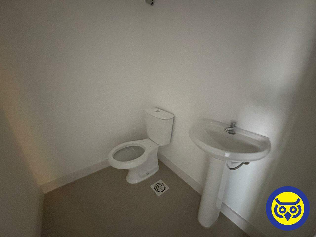 Salas/Conjuntos para aluguel no Canto: 