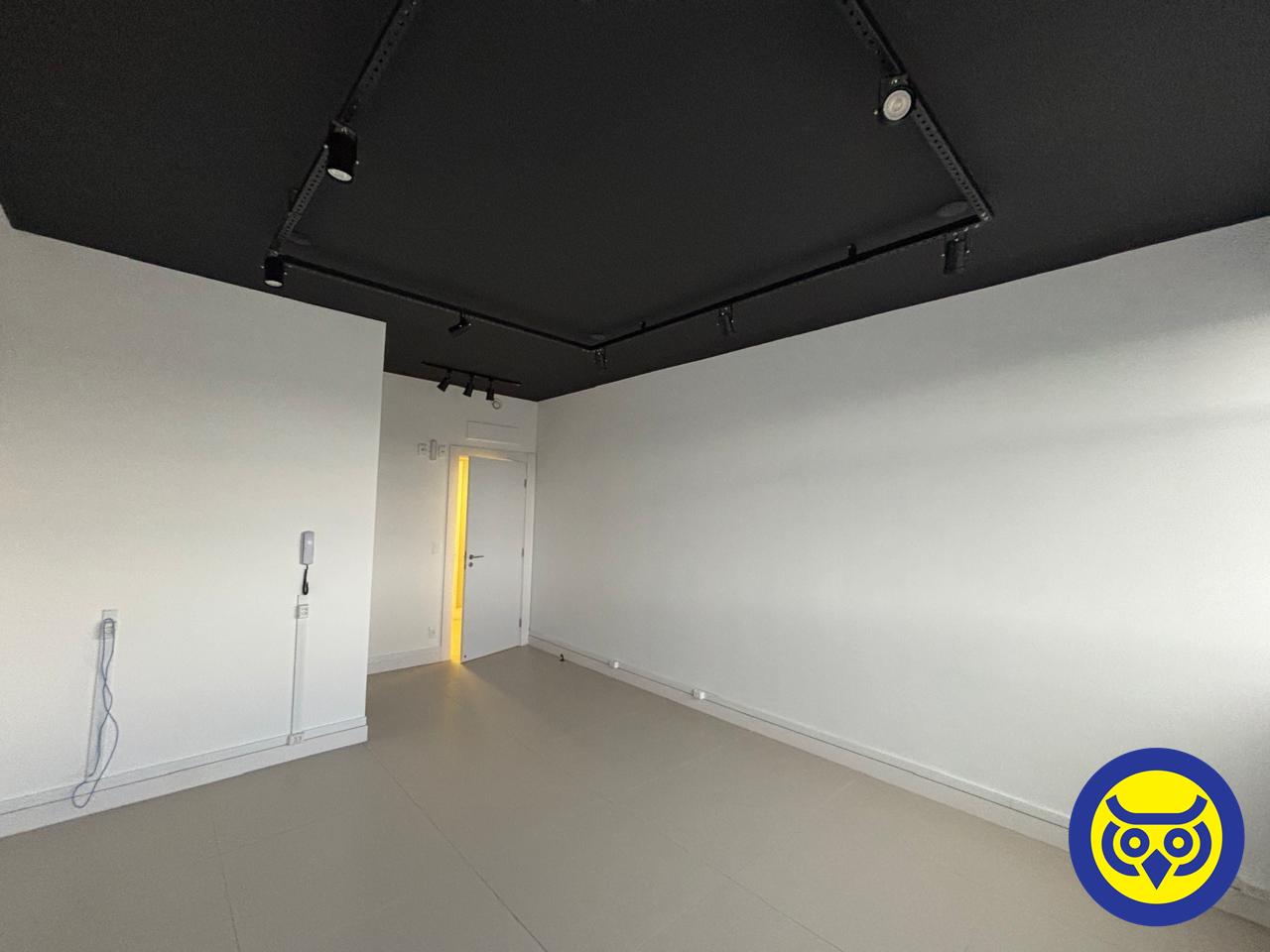 Salas/Conjuntos para aluguel no Canto: 