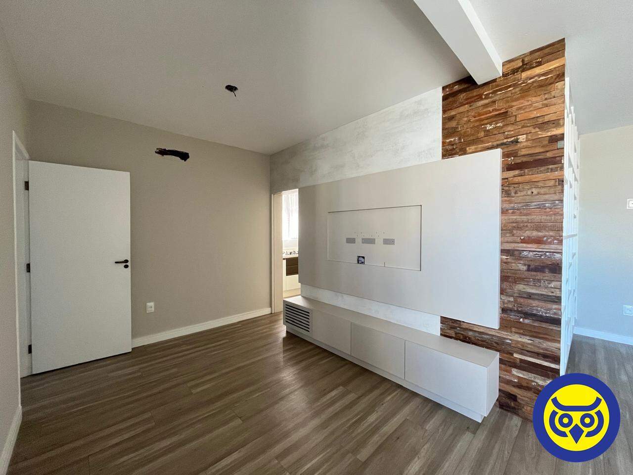 Apartamento para aluguel no Canto: 