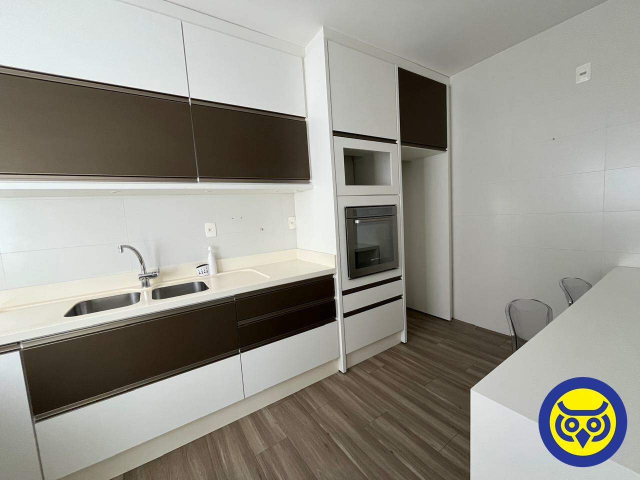 Apartamento para aluguel no Canto: 