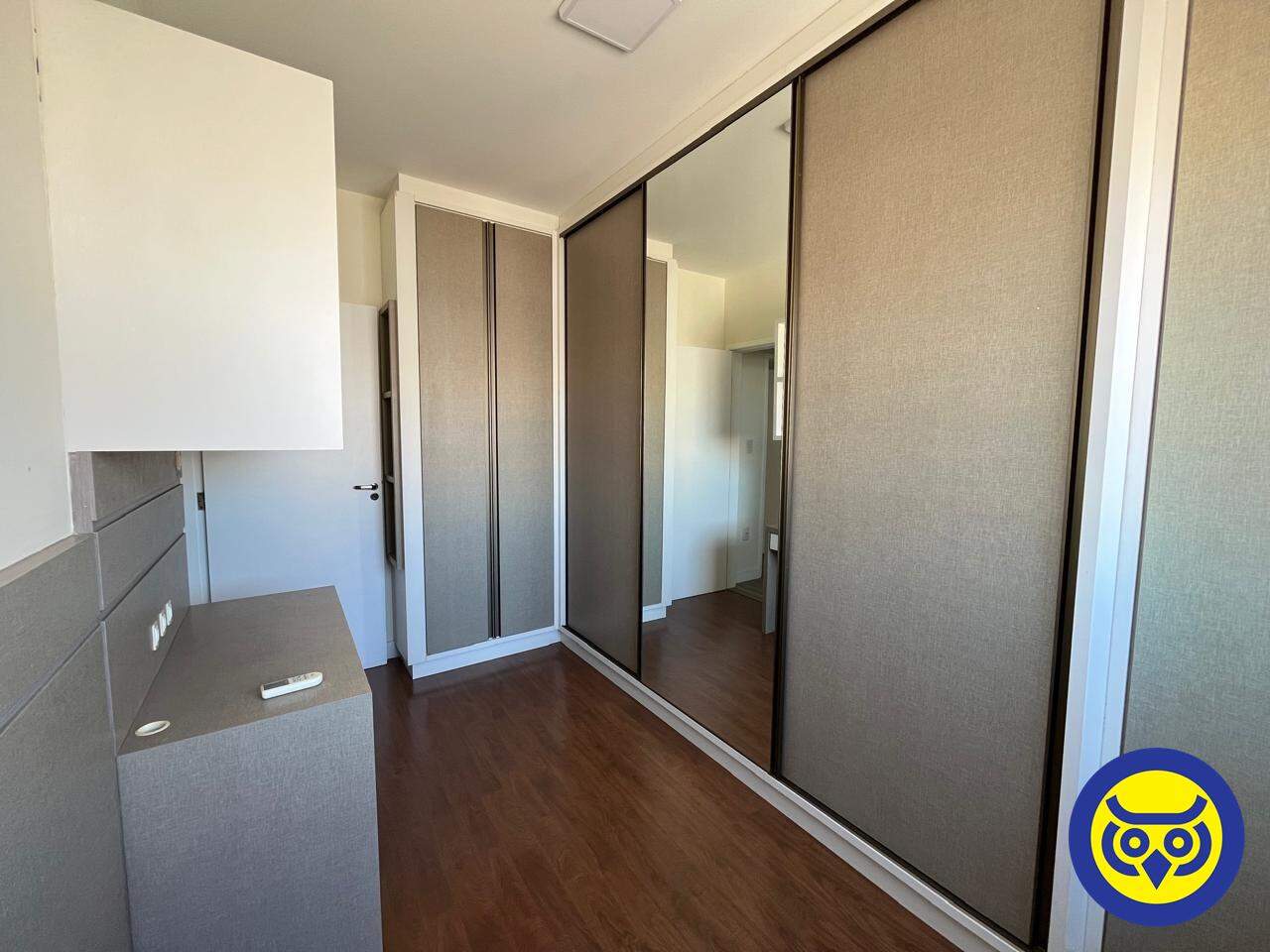 Apartamento para aluguel no Canto: 