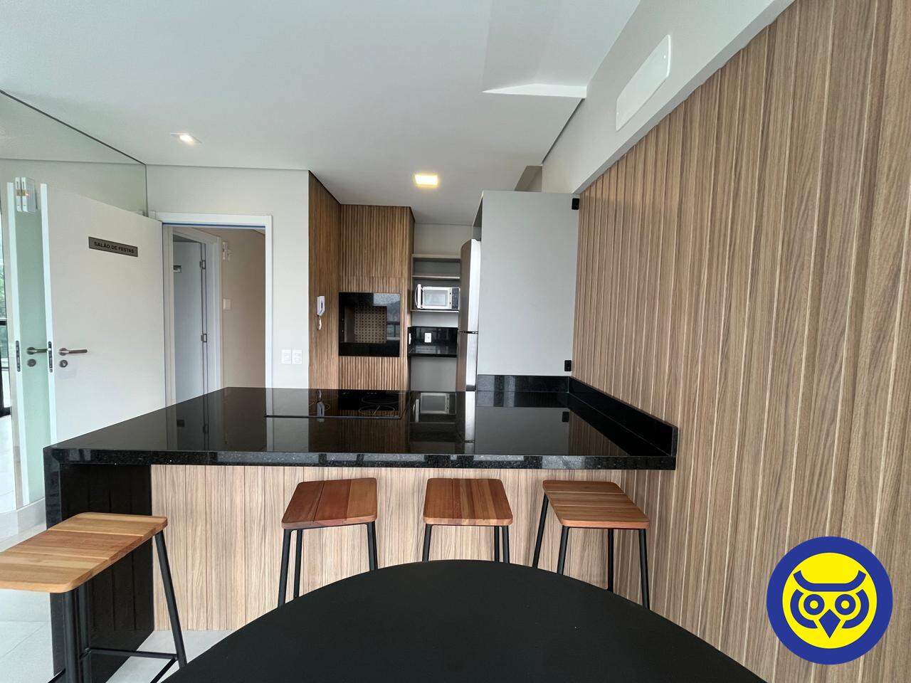 Apartamento para aluguel no Centro: 