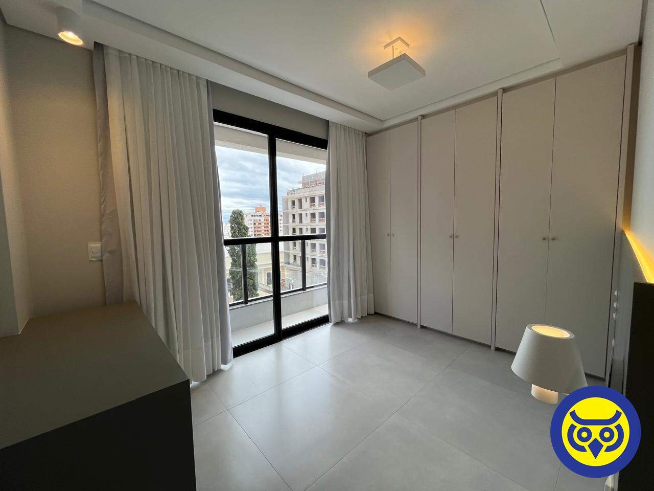 Apartamento para aluguel no Centro: 
