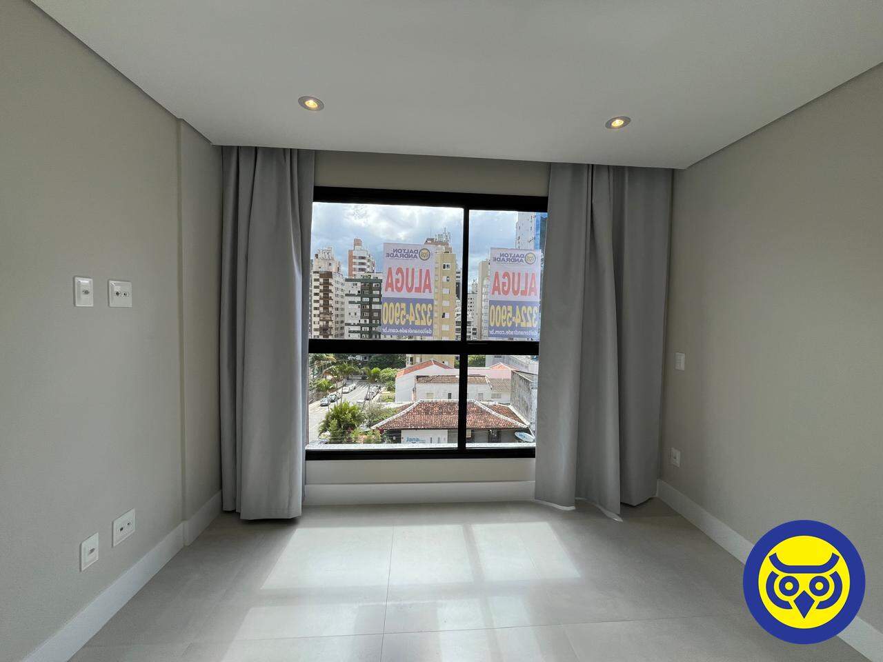 Apartamento para aluguel no Centro: 