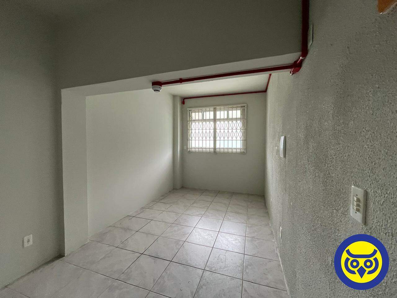Prédio para aluguel no Centro: