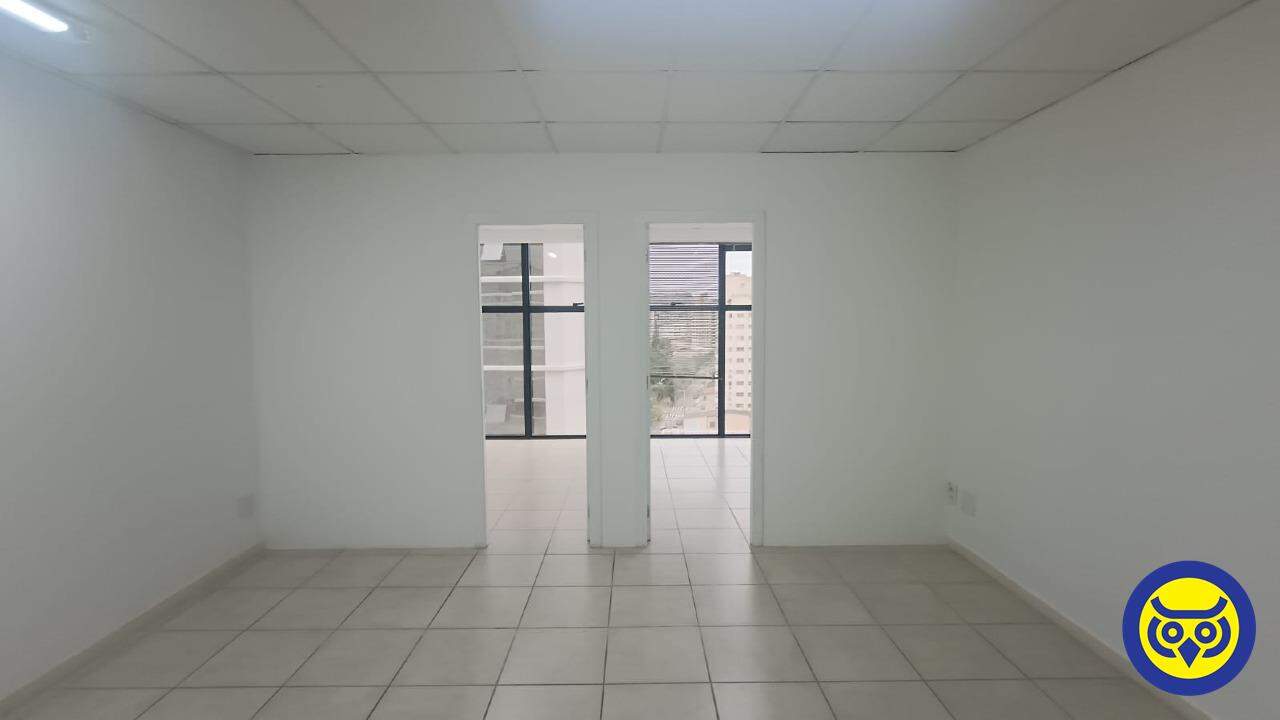 Sala para aluguel no Centro: 