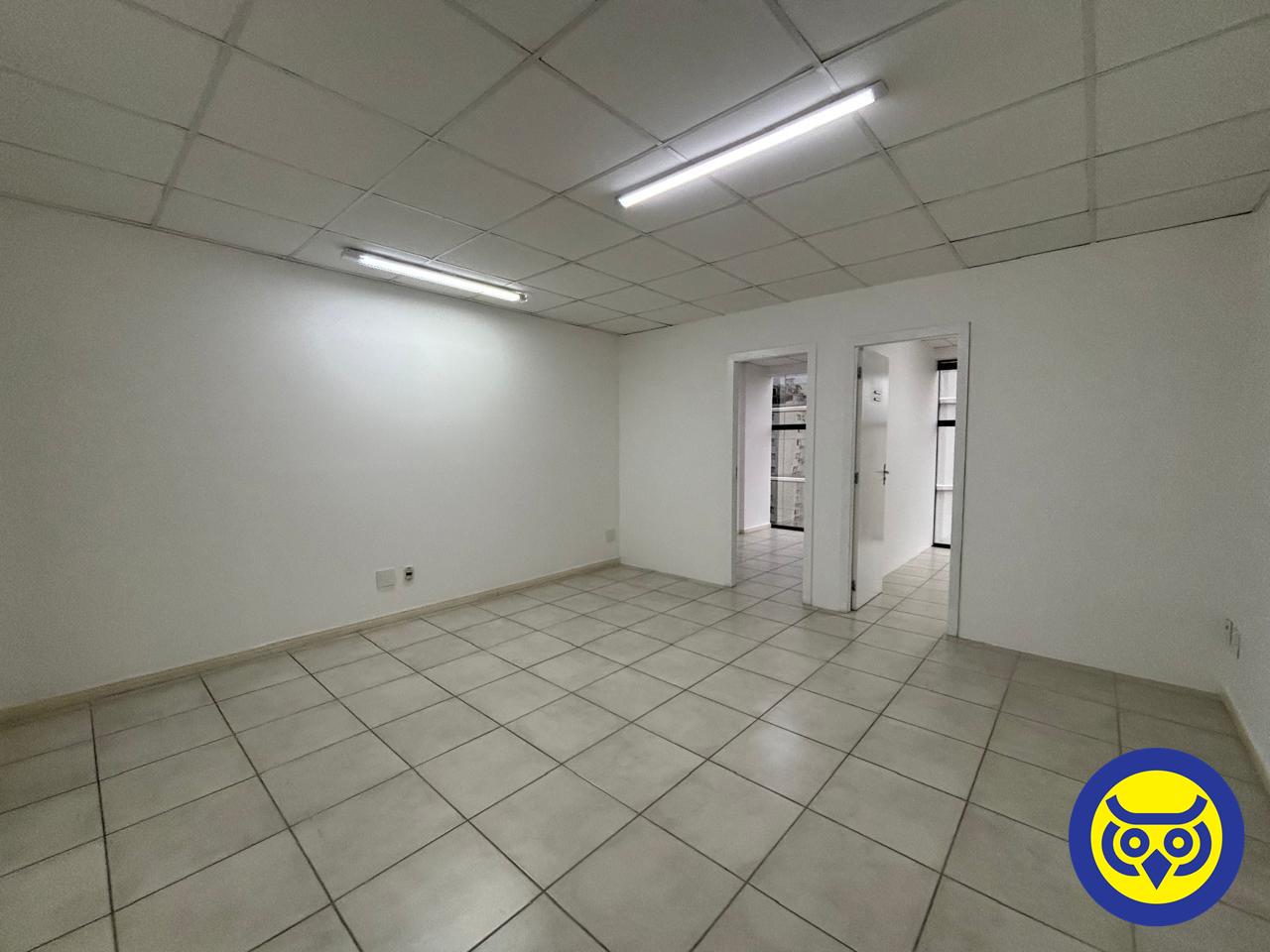 Sala para aluguel no Centro: 