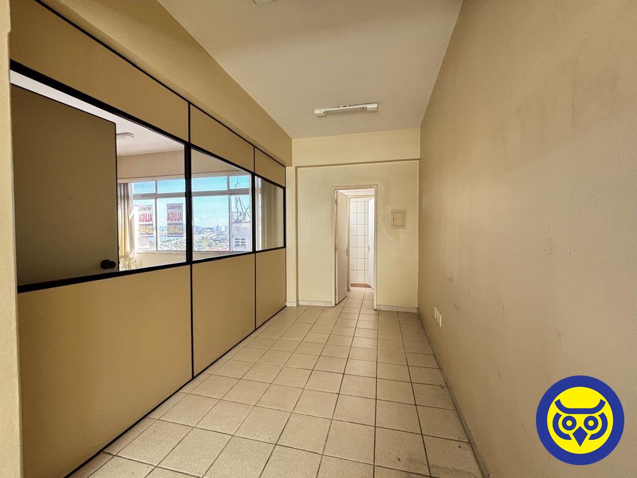 Sala para aluguel no Centro: 