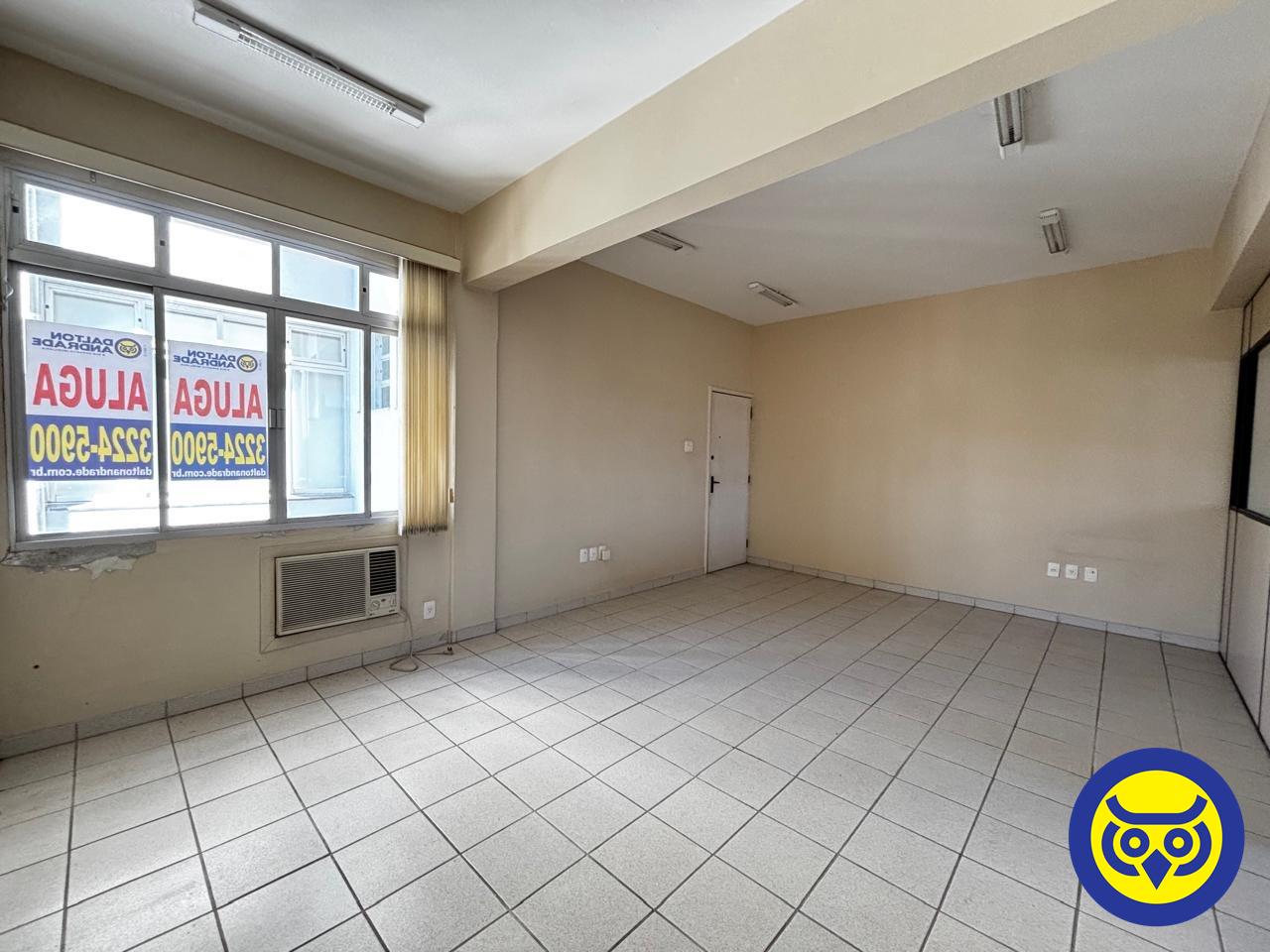 Sala para aluguel no Centro: 