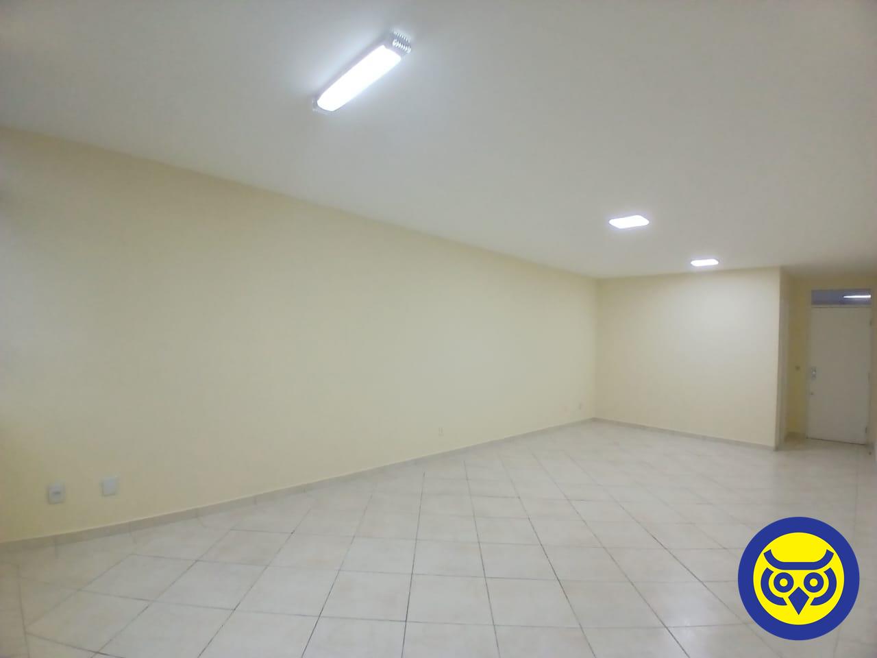 Sala para aluguel no Centro: 