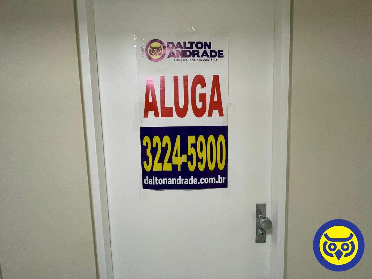 Sala para aluguel no Centro: