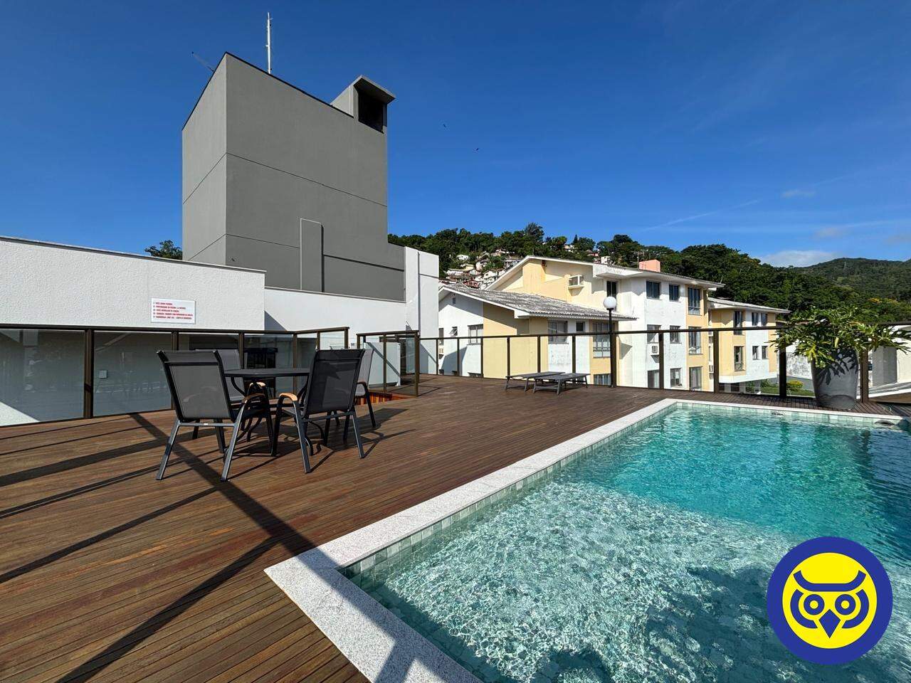 Apartamento para aluguel no Saco Dos Limões: 