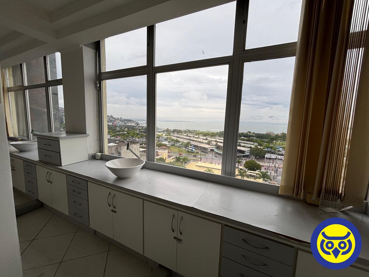 Sala para aluguel no Centro: 