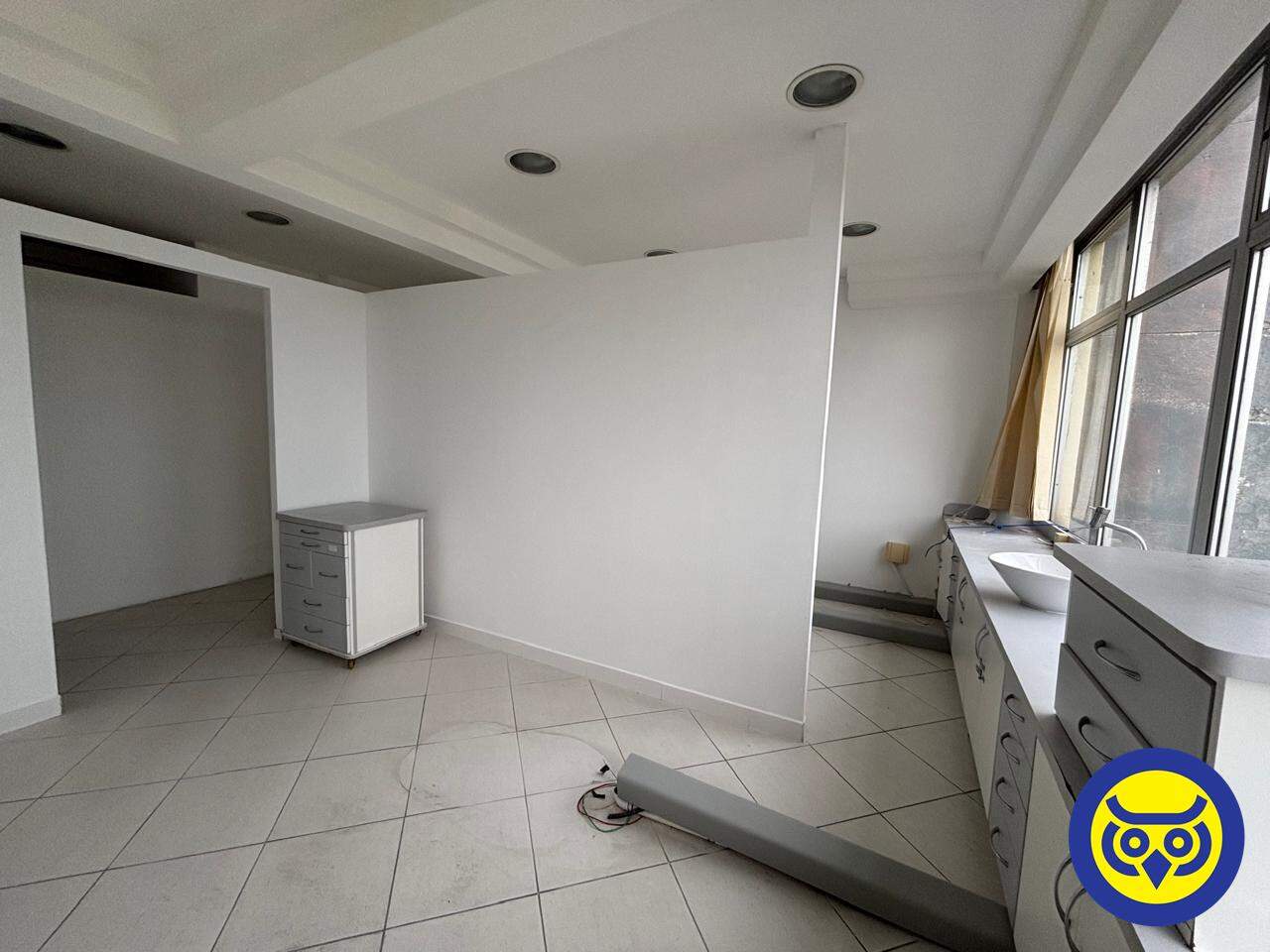 Sala para aluguel no Centro: 