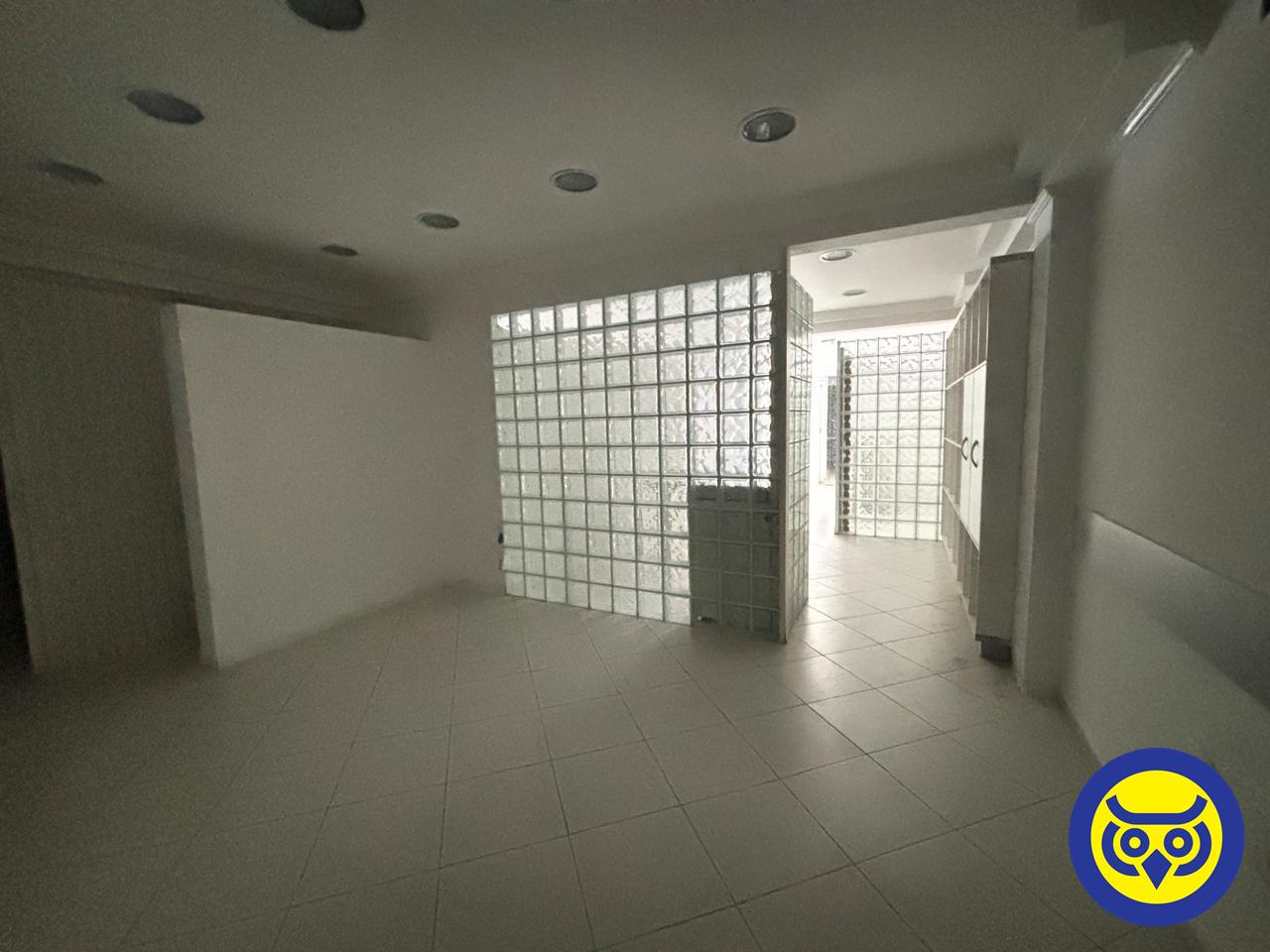 Sala para aluguel no Centro: 