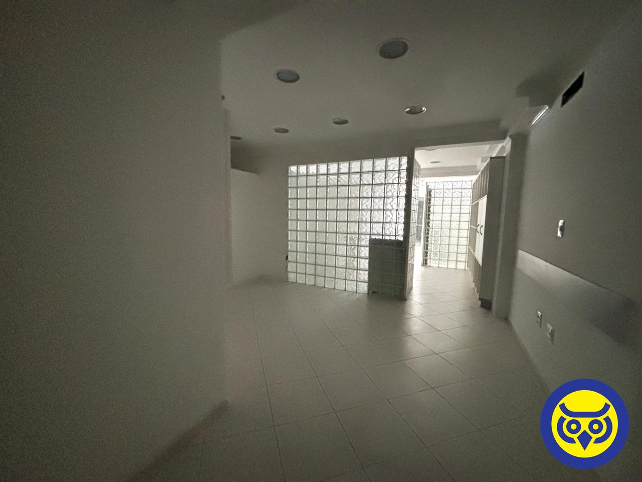 Sala para aluguel no Centro: 