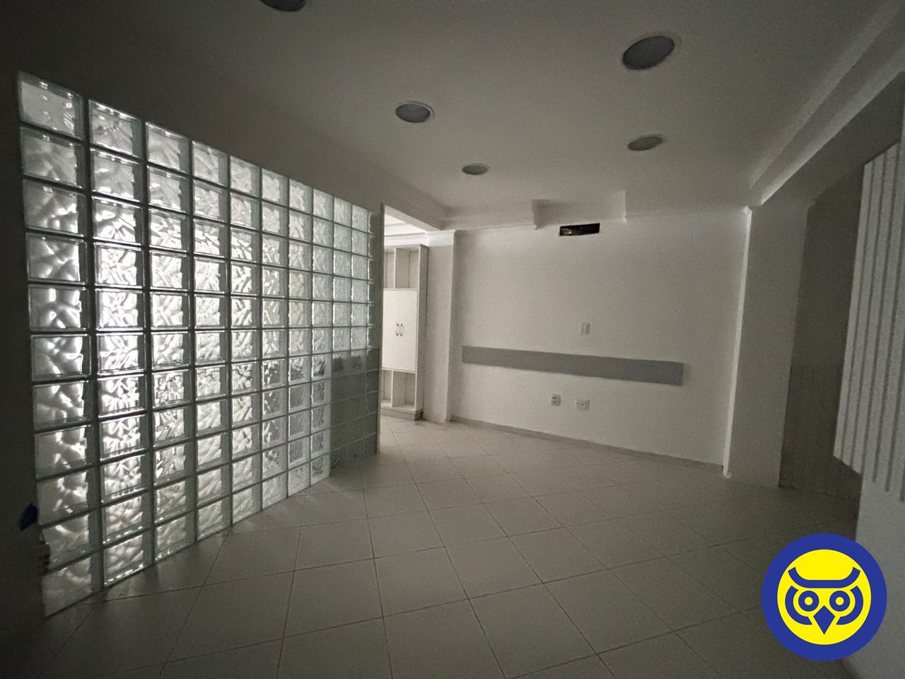 Sala para aluguel no Centro: 