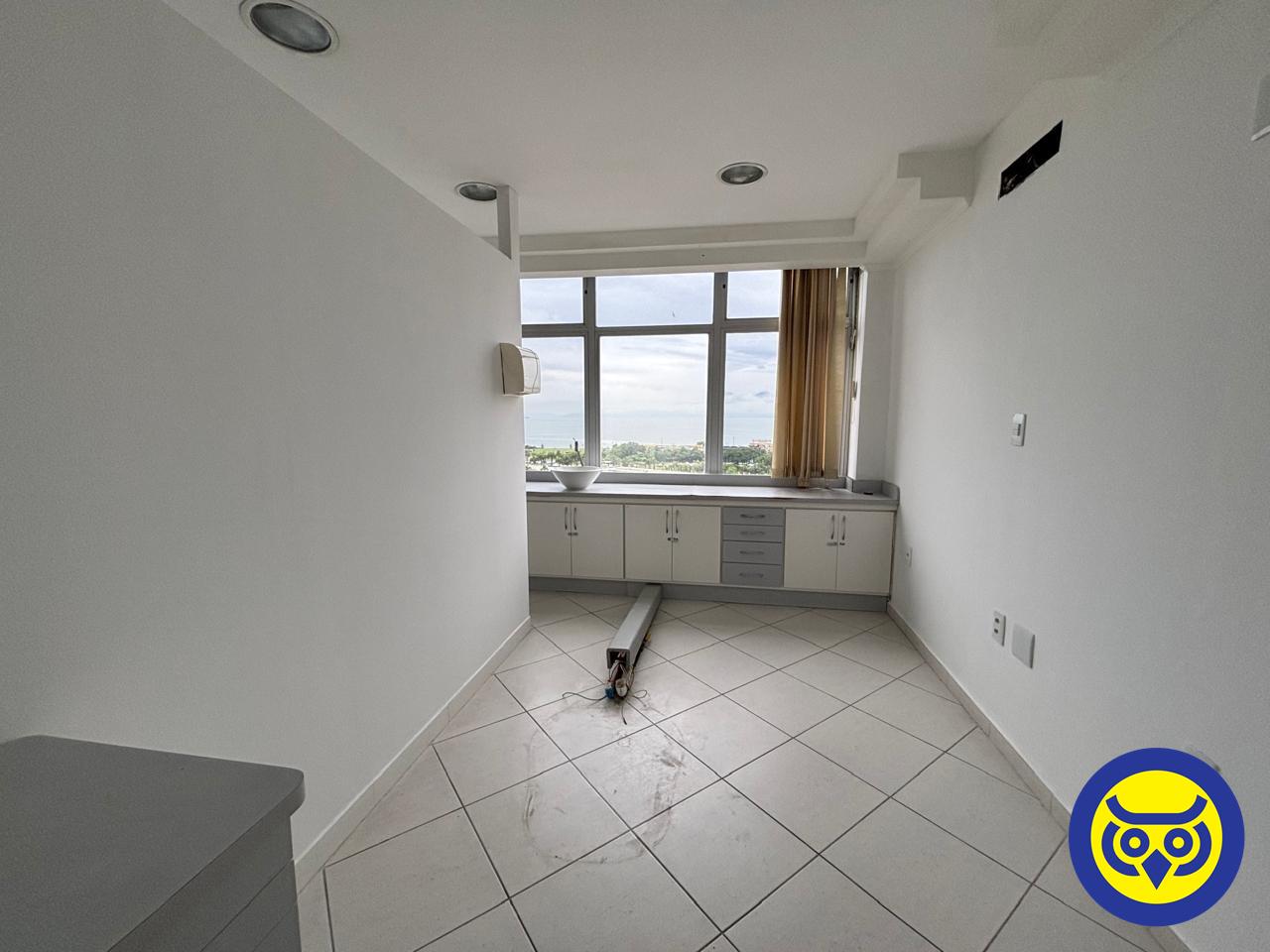 Sala para aluguel no Centro: 