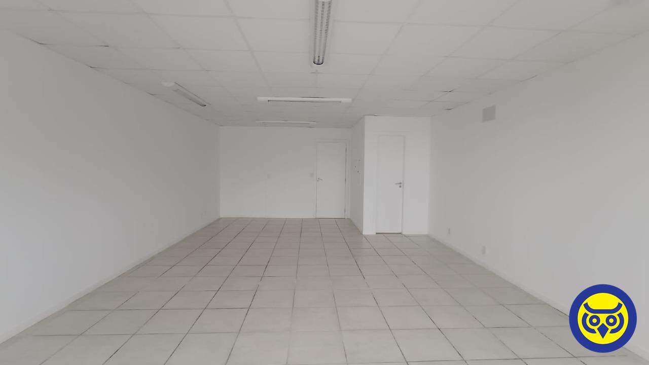 Sala para aluguel no Centro: 
