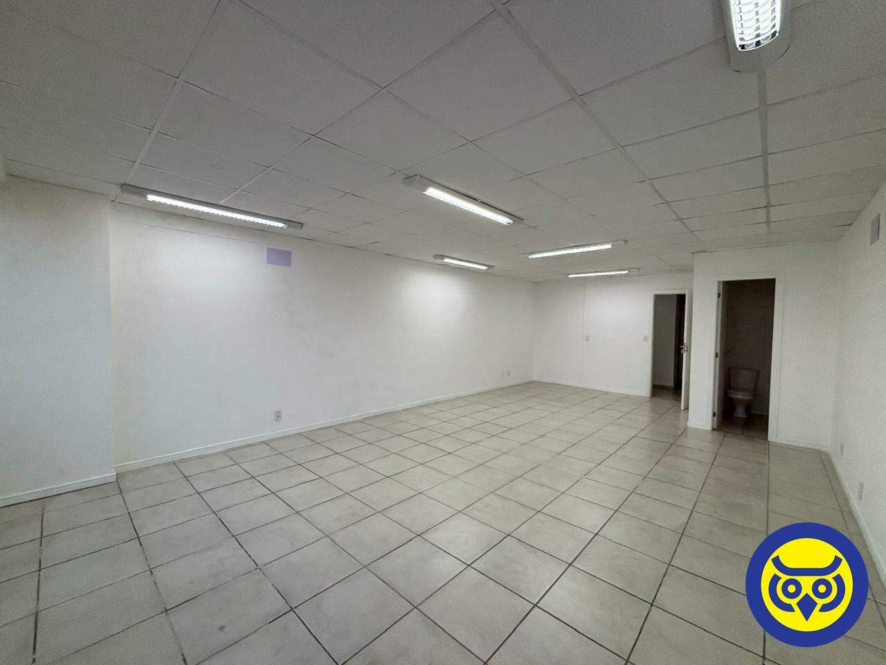 Sala para aluguel no Centro: