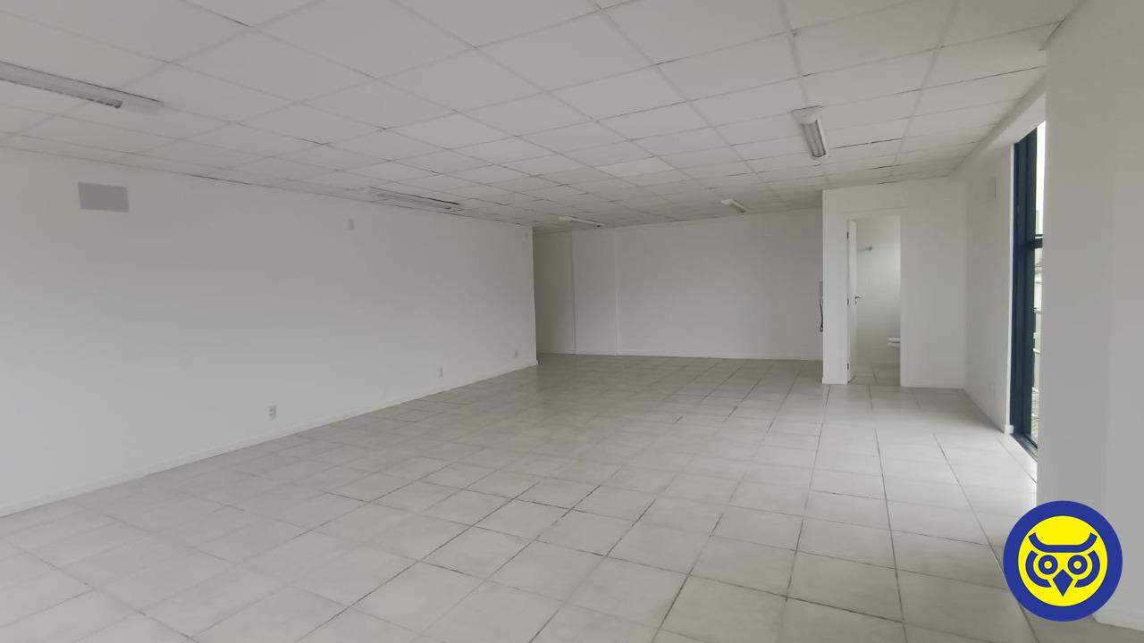 Sala para aluguel no Centro: 