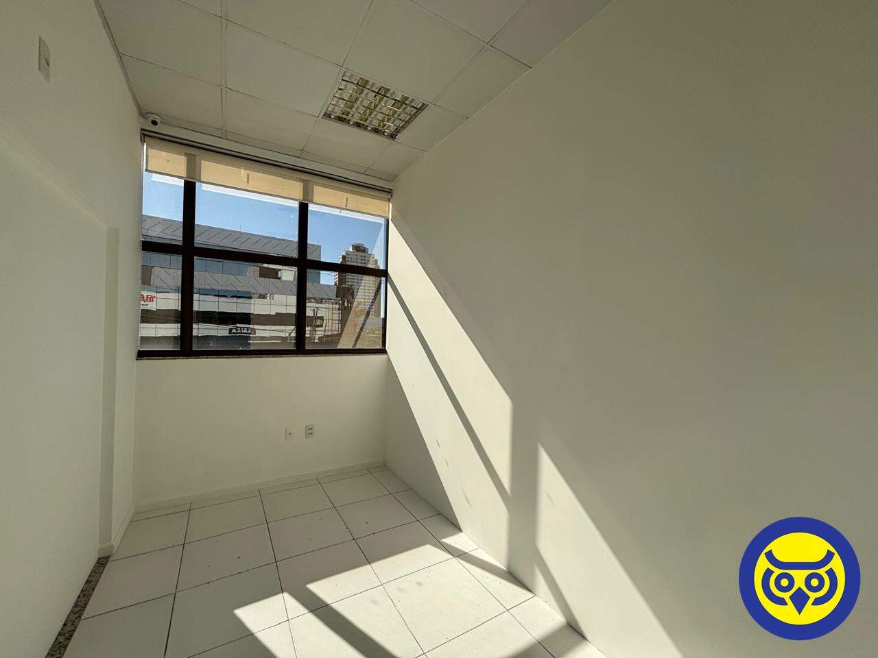Sala para aluguel no Centro: