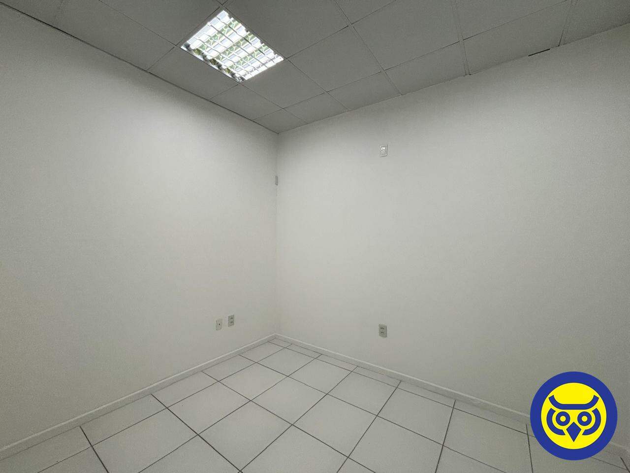 Sala para aluguel no Centro:
