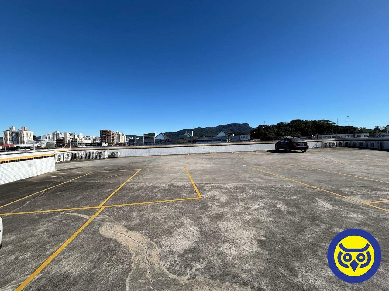 Sala para aluguel no Centro: