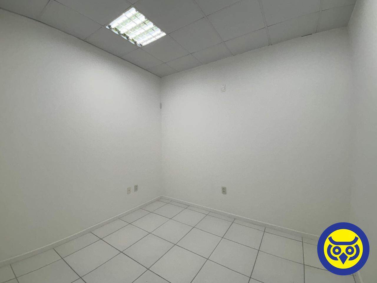 Sala para aluguel no Centro: