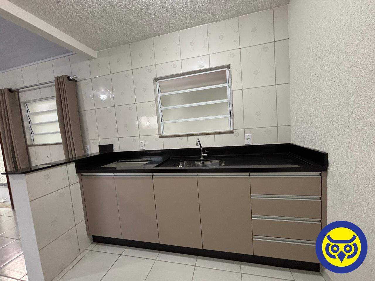 Casa para aluguel no Saco Dos Limões: