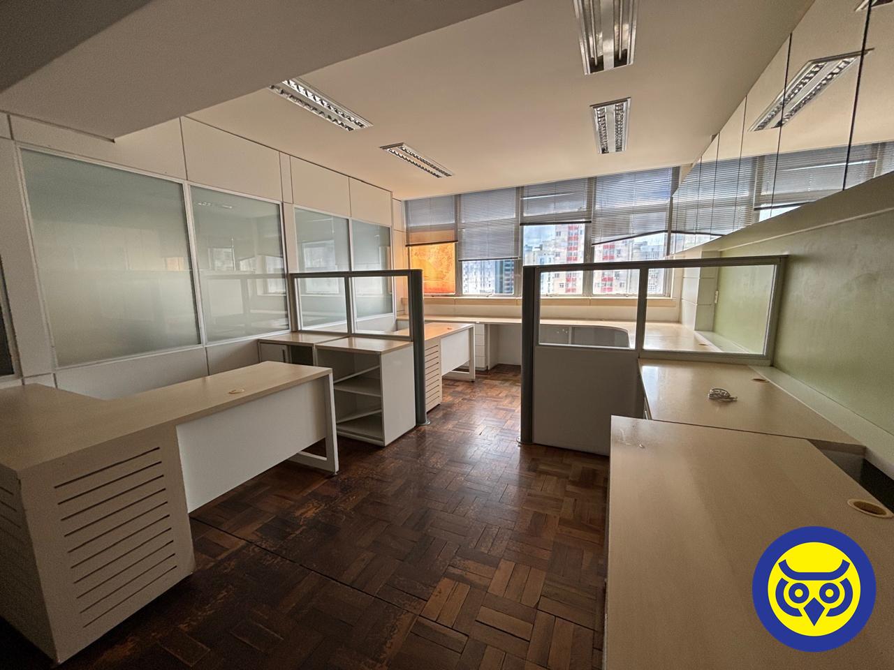 Sala para aluguel no Centro: 