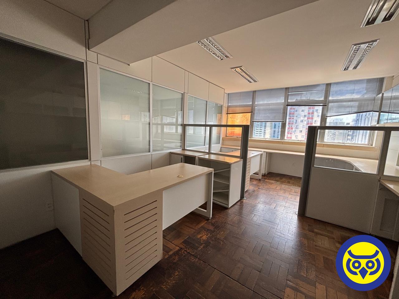 Sala para aluguel no Centro: