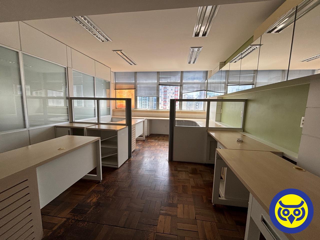 Sala para aluguel no Centro: