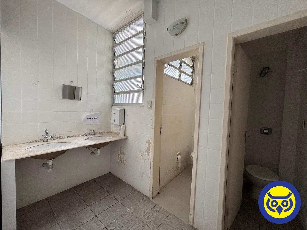 Sala para aluguel no Centro: 