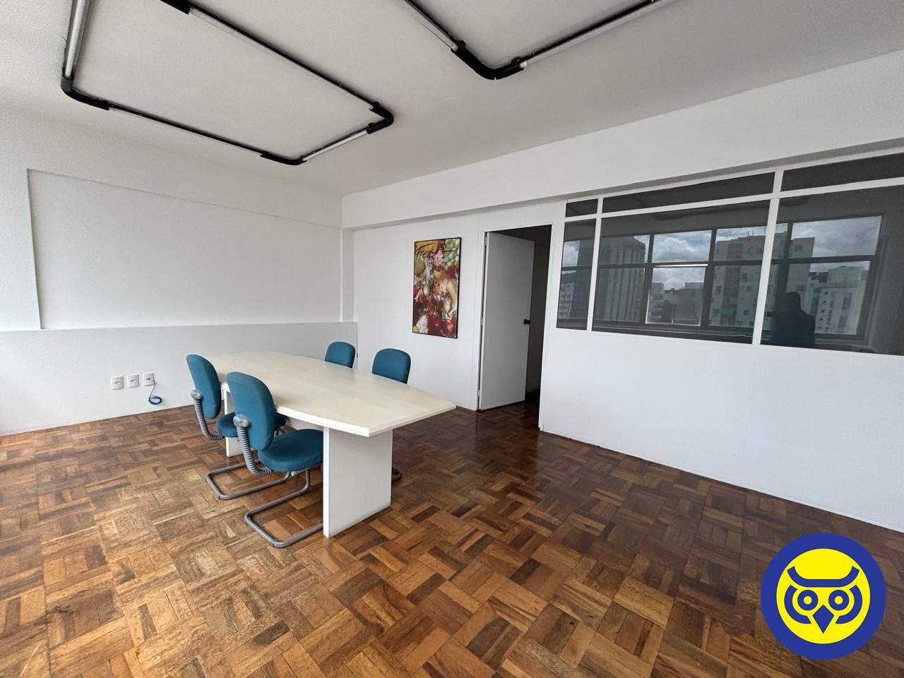 Sala para aluguel no Centro: 