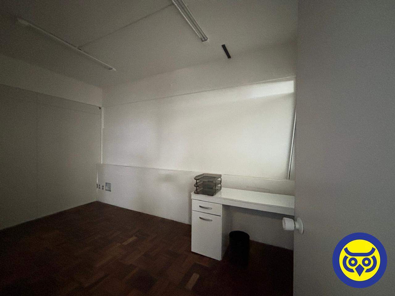 Sala para aluguel no Centro: 