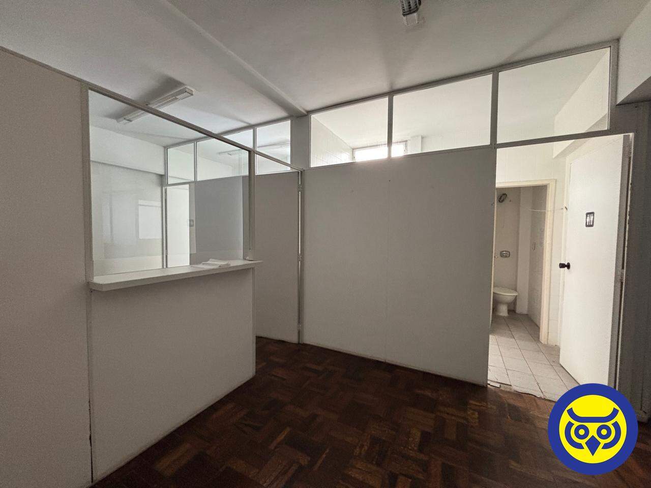 Sala para aluguel no Centro: 