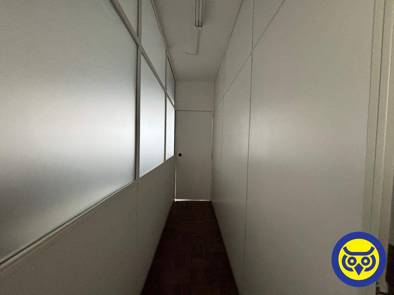 Sala para aluguel no Centro: 