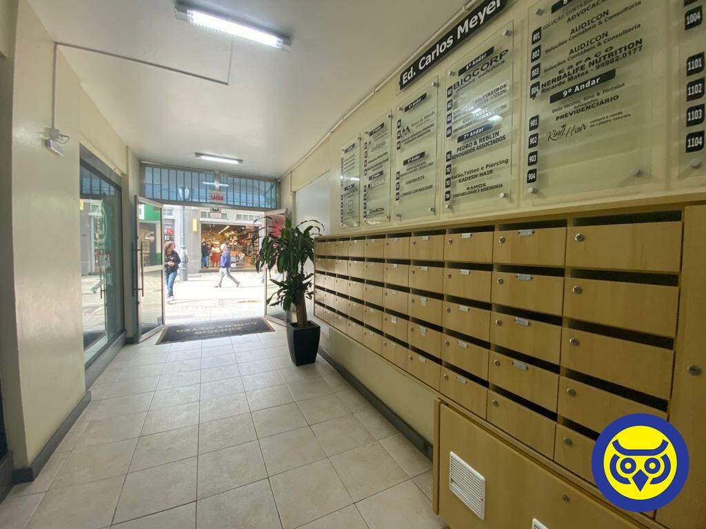 Sala para aluguel no Centro: 