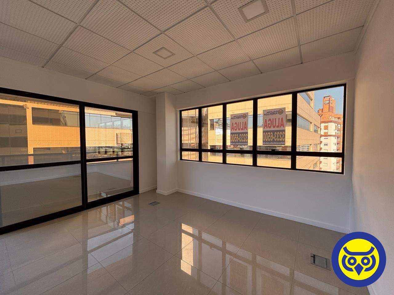 Sala para aluguel no Itacorubi: 