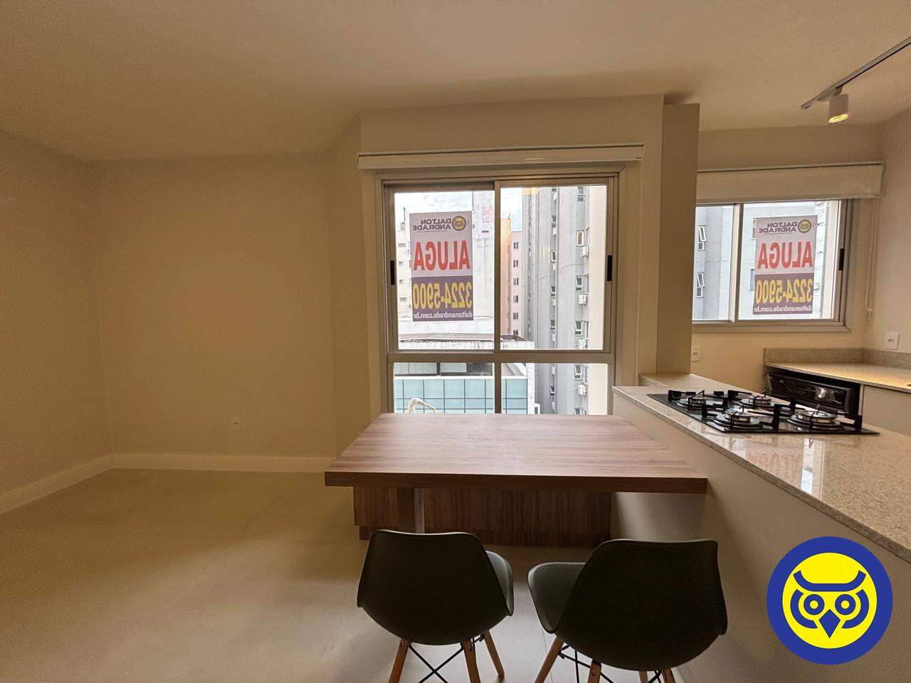 Apartamento para aluguel no Centro: 