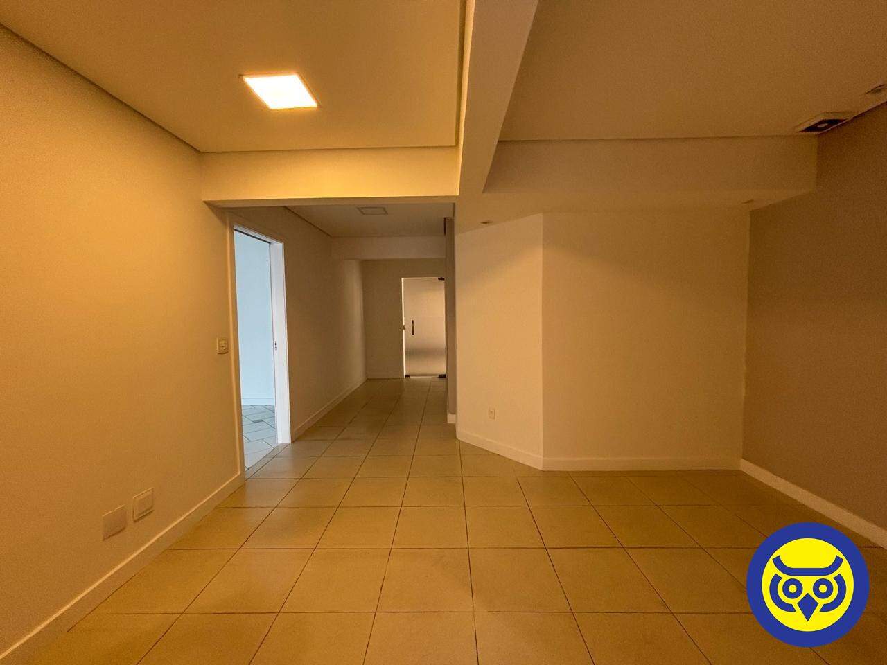 Sala para aluguel no Centro: 