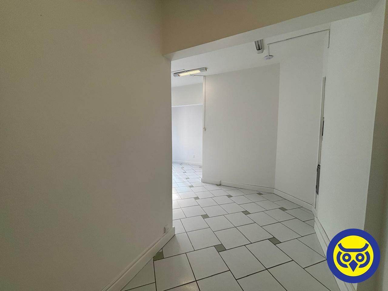 Sala para aluguel no Centro: 