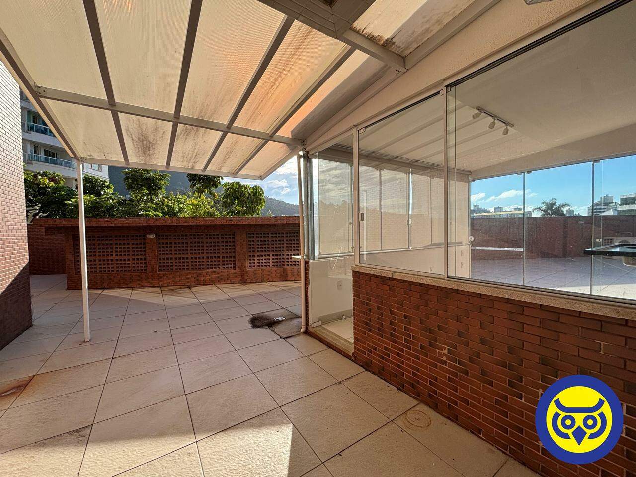 Sala para aluguel no Trindade: 