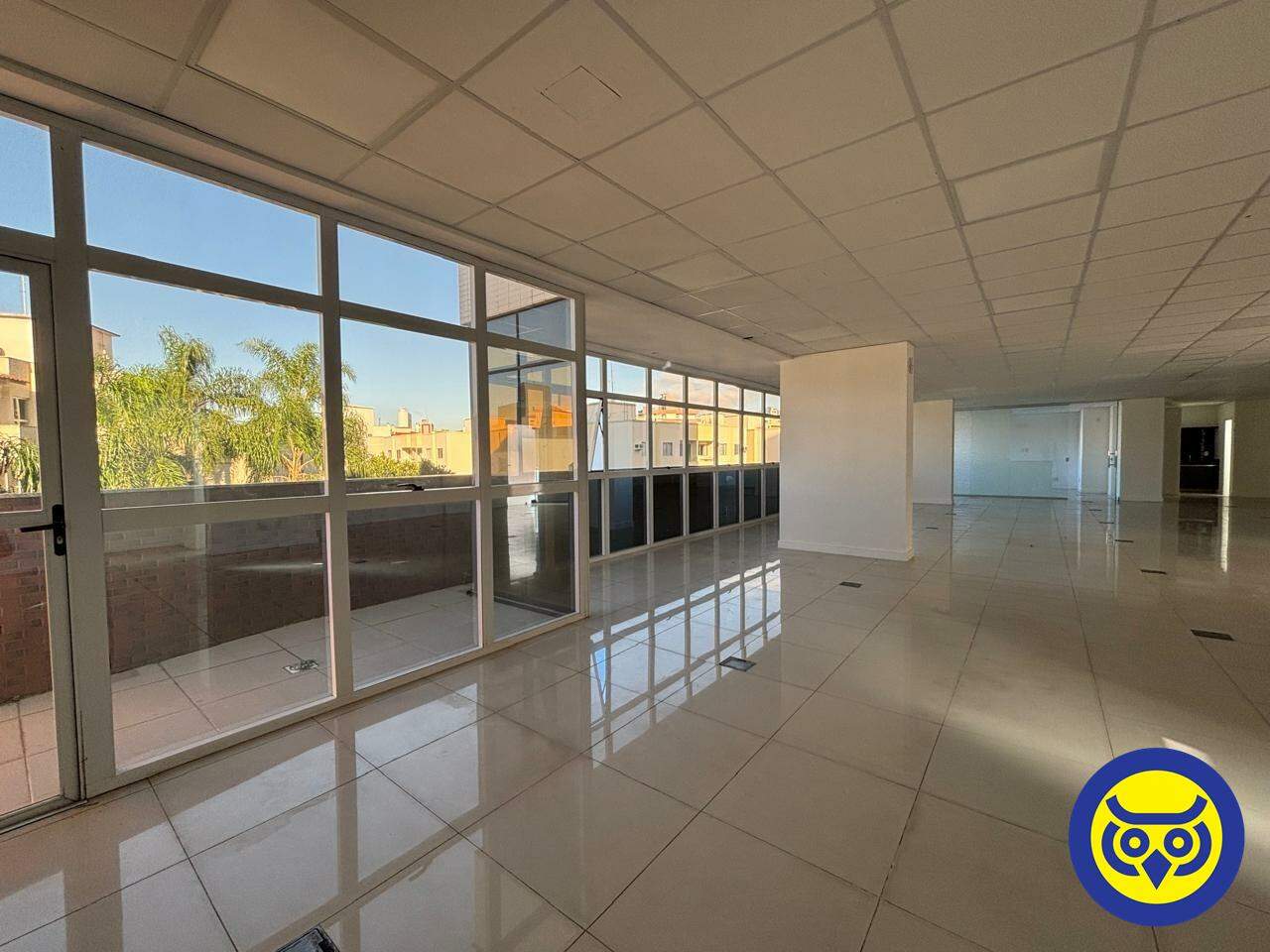 Sala para aluguel no Trindade: 